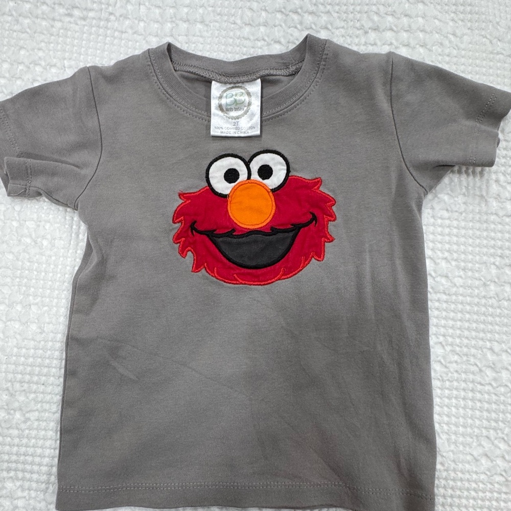 Gray Kids Shirt with Elmo Design, appliqué Elmo shirt, embroidered Elmo shirt